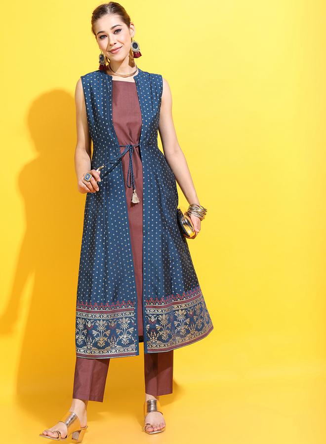 فيشود طقم فيشودود نسائي كورتا مطبوعة مع بنطلون وجاكيت - Image 5