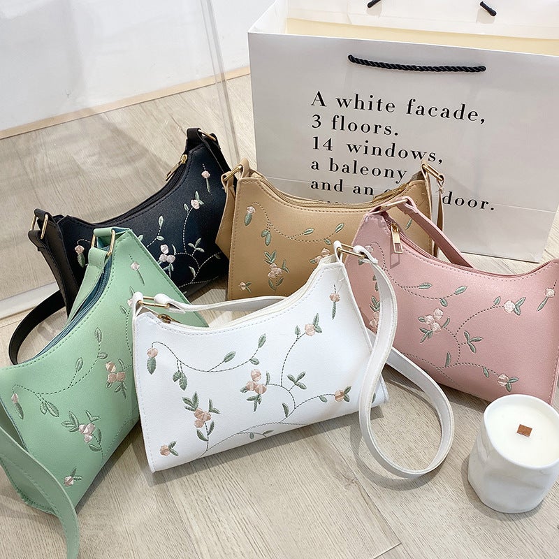 Ladies Shoulder Armpit Bag 2022 Korean Version Of Summer And Autumn New Personalized Embroidery Portable Change Small Bag - Image 2
