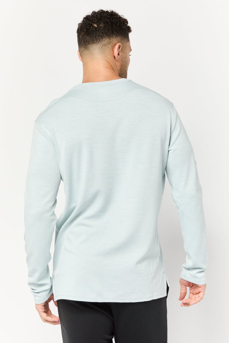 Hoka Men Sportswear Fit Long Sleeve Training T-Shirt, Ice Blue  - Image 4