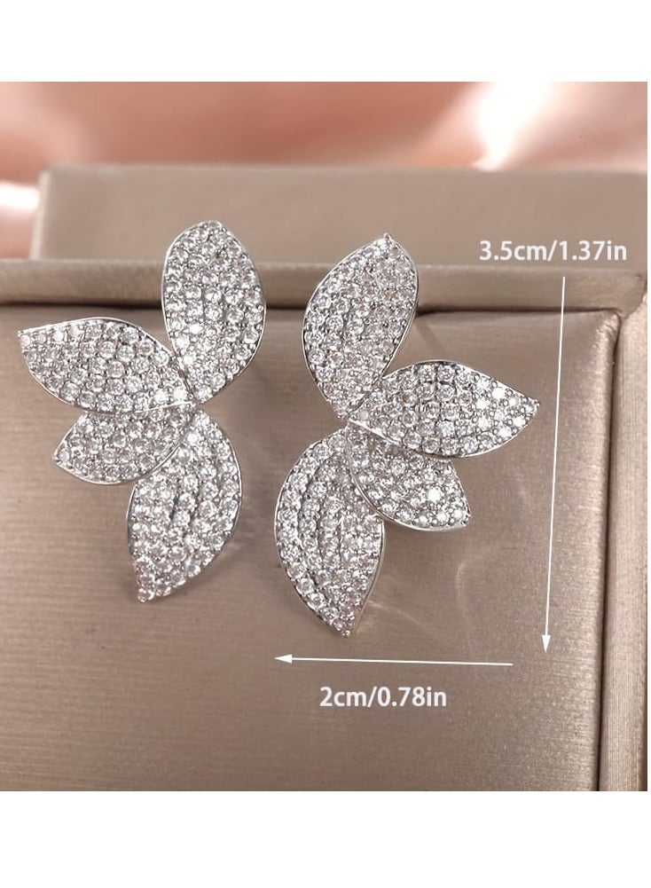 Rwnq Luxury Platinum Flower Earrings with Sparkling Zircon – Elegant and Distinctive Women's Earrings for Special Occasions and Sophisticated Evenings – A Perfect Gift that Reflects Luxury and Elegance. #Accessories #Jewelry #Women'sAccessories  - Image 4