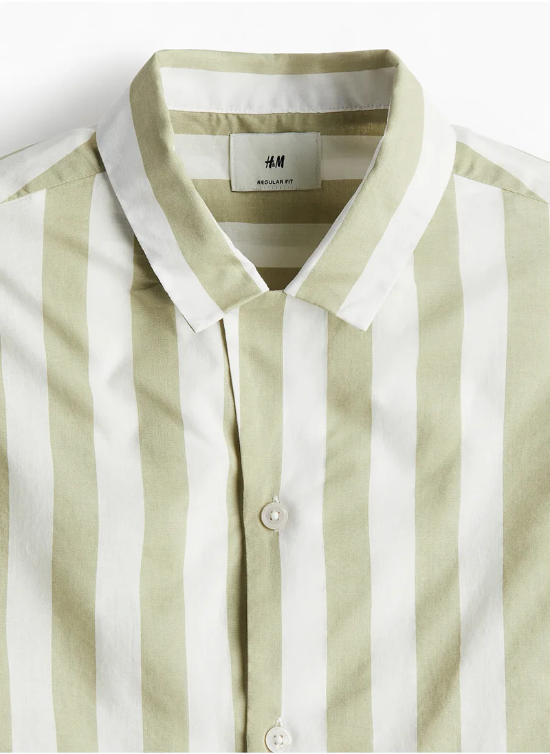 H&M Regular Fit Printed Resort Shirt