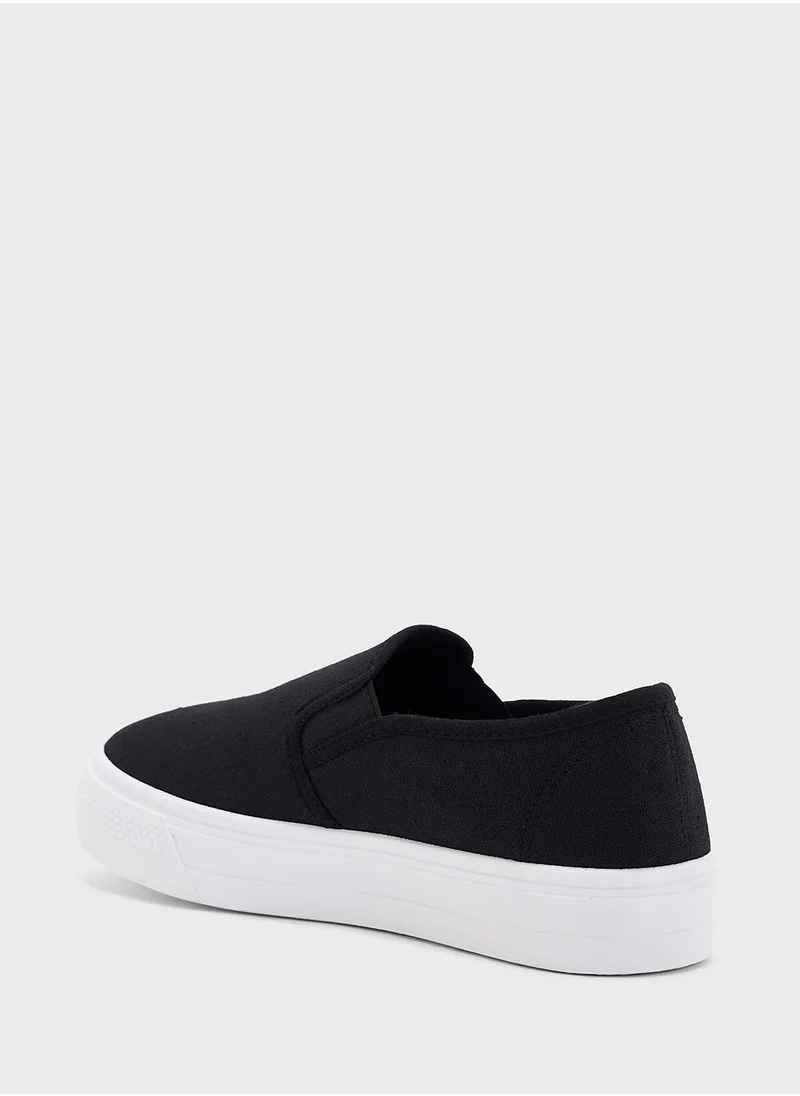 جينجر Classic Women'S Platform Slip On