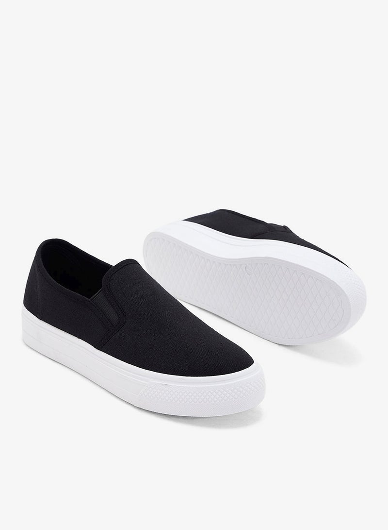 Spot-On Classic Women'S Platform Slip On - Image 3