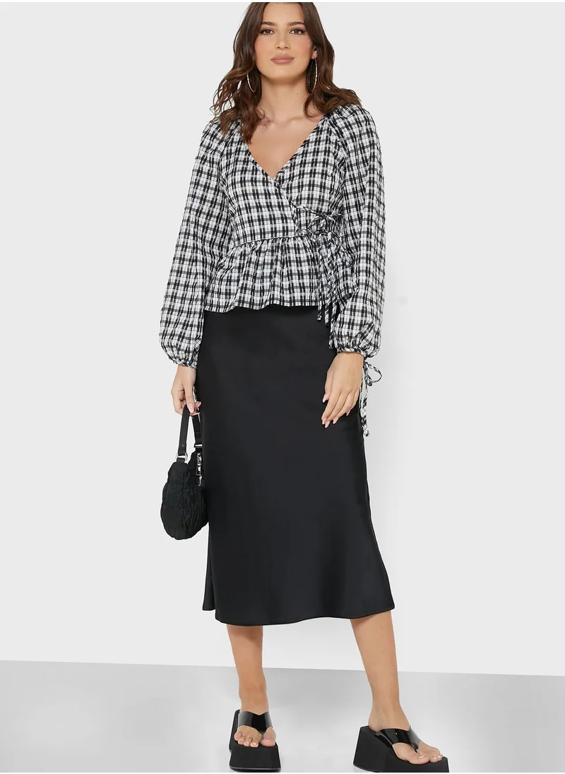 TOPSHOP Checked Tie Detail Crop Top
