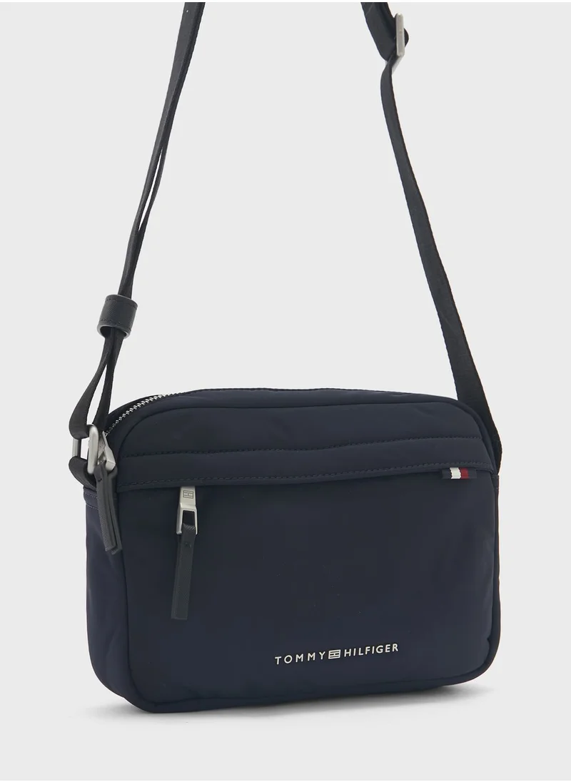 TOMMY HILFIGER Logo Knitted Camera Bag
