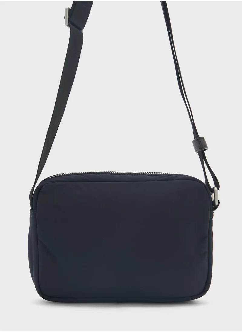 TOMMY HILFIGER Logo Knitted Camera Bag