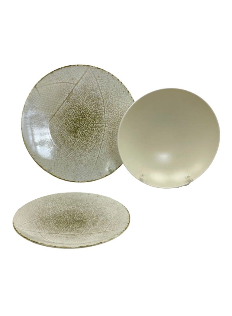 Lotus 18-piece porcelain dinner set, microwave and dishwasher safe  Lotus 
