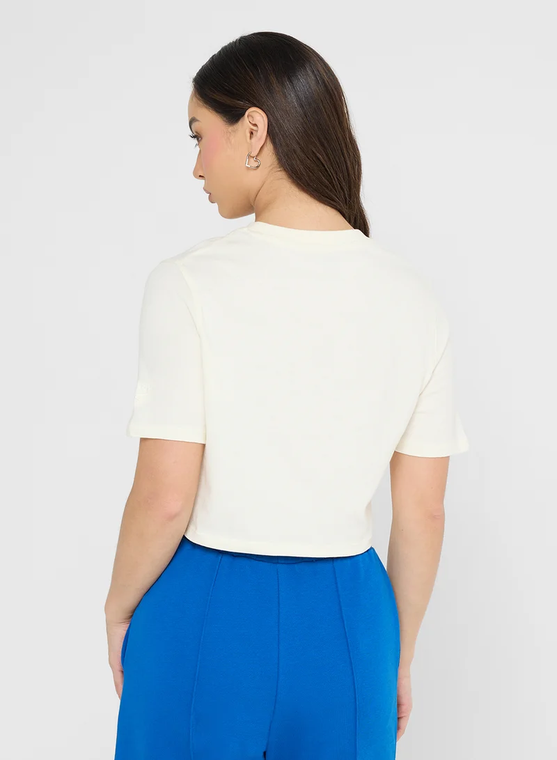 Reebok Iris 2 Crew Neck Cropped T-Shirt