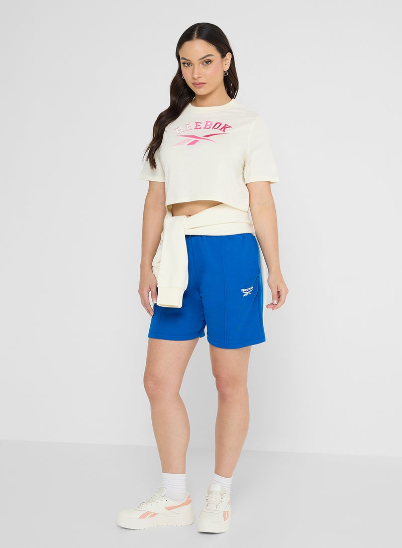 Reebok Iris 2 Crew Neck Cropped T-Shirt - Image 4