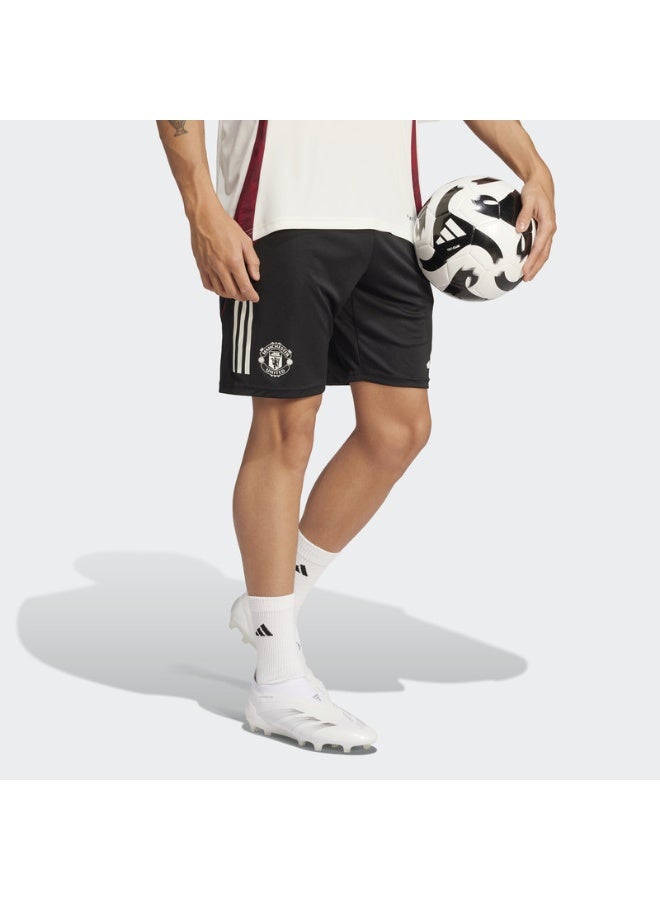 Adidas MUFC TR SHO         BLACK - Image 4