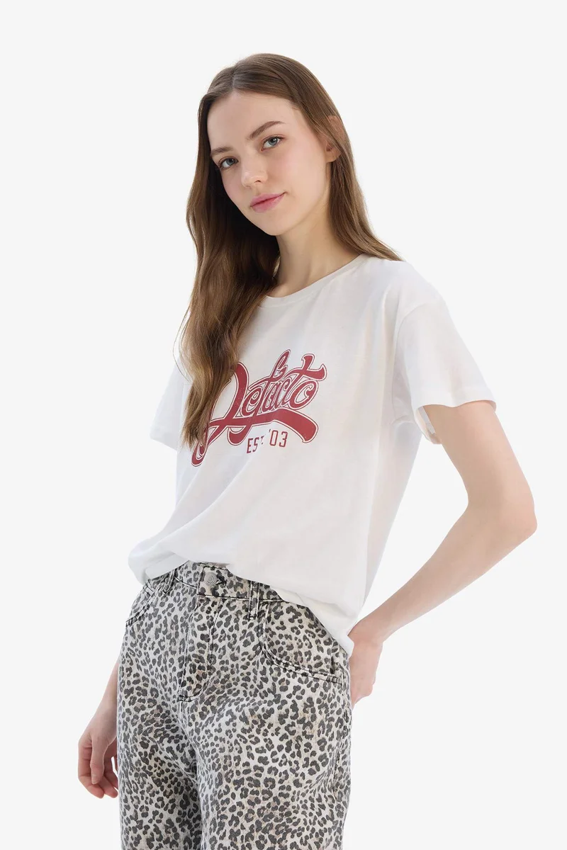ديفاكتو Regular Fit Crew Neck Printed T-Shirt