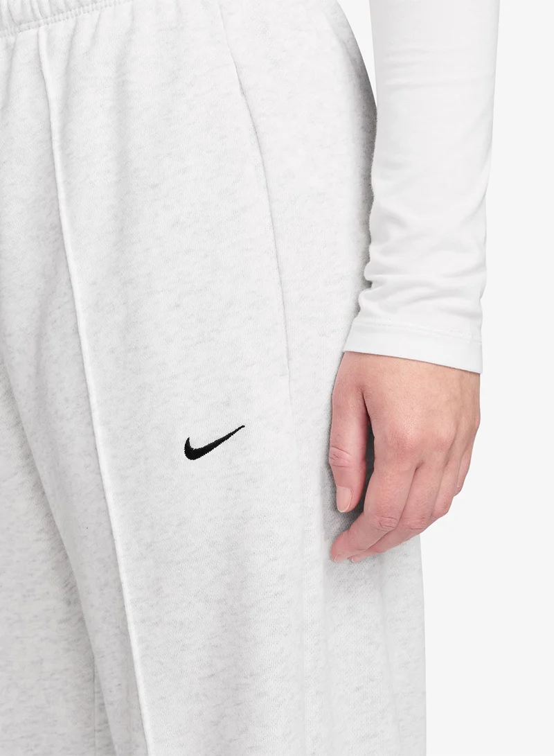 Nike Nsw Offline Chill Fleece Oversized High-Rise Sweatpants