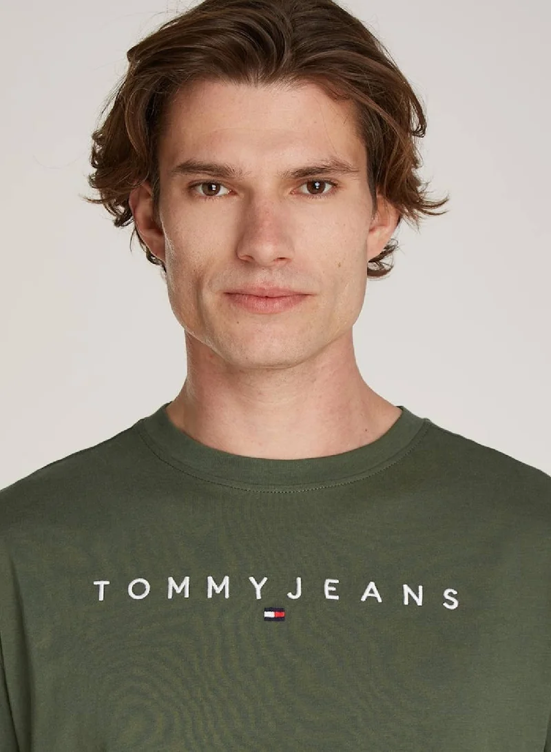 TOMMY JEANS Logo Crew Neck T-Shirt - Pure cotton