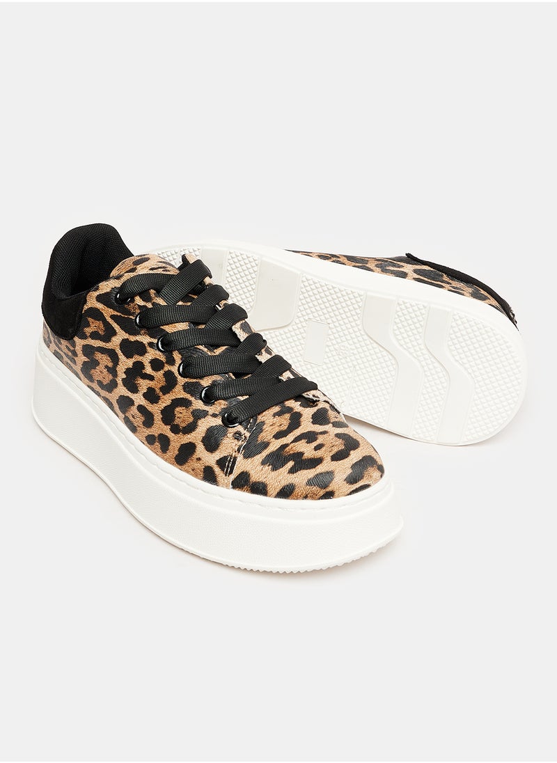 DejaVu - Full Wild Animal Patterned Closure Sneakers - Image 1
