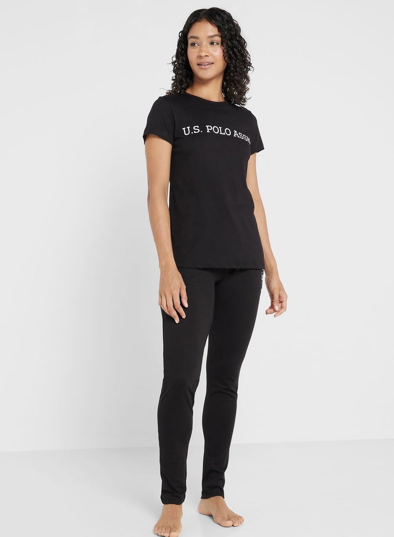 U.S. Polo Assn. بنطال رياضي برباط وشعار  - Image 1