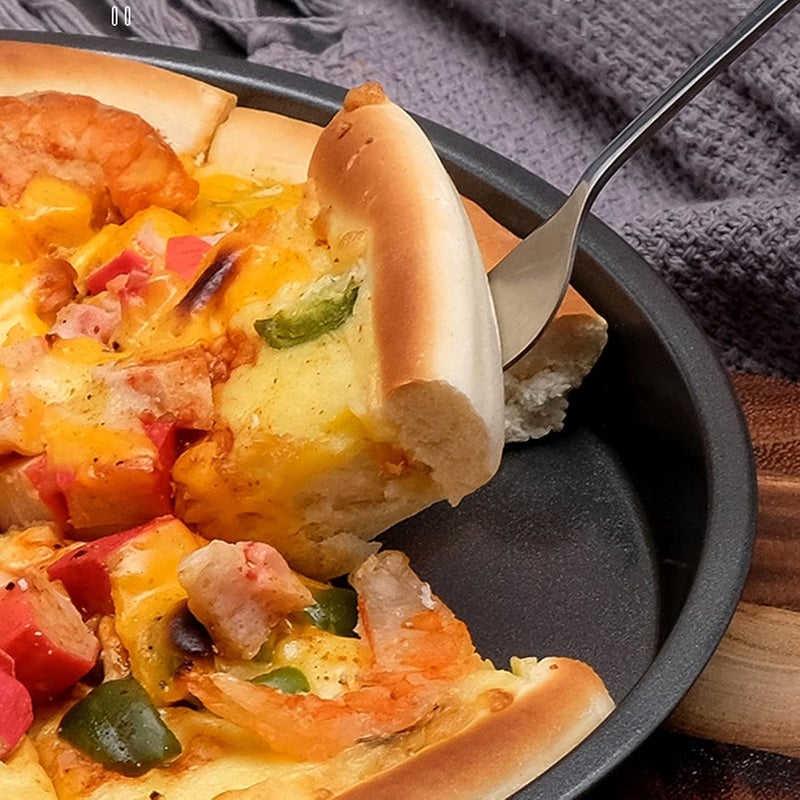 PureBake صينية بيتزا مميزة معتمدة من SGS مقاس 9 بوصة من الفولاذ الكربوني لخبز البيتزا يمكن استخدامها في الميكروويف وفرن OTG، أدوات مطبخ غير لاصقة صينية خبز بيتزا دائرية - سوداء - Image 4