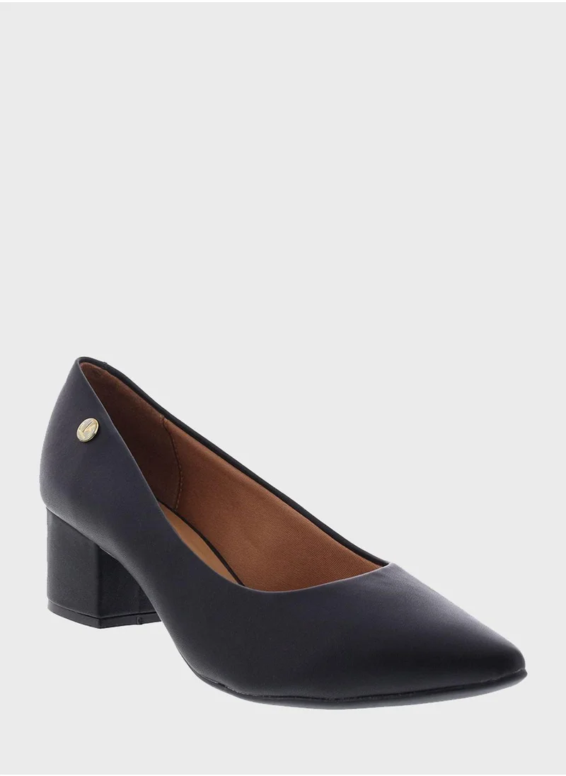 VIZZANO Pointed Toe Flat Espadrilles