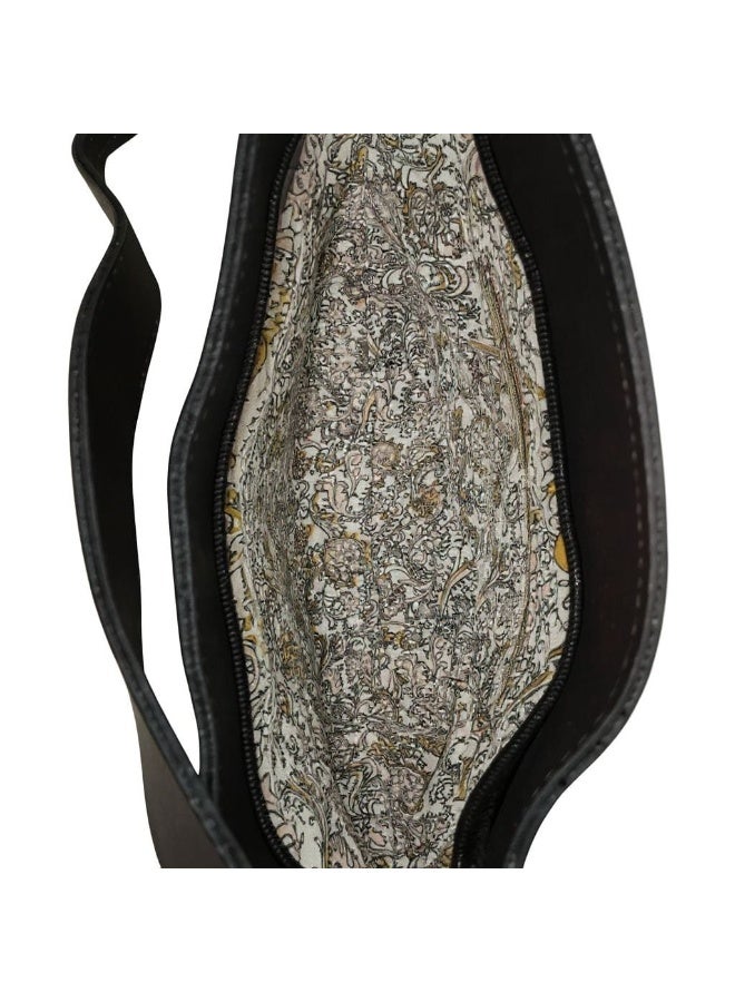 Women’s Crossbody Bag – Stylish Synthetic Leather Design - Image 3