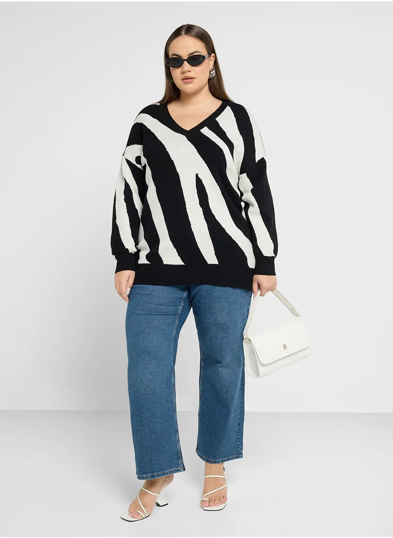 Vero Moda Curve V Neck Knitted Sweater