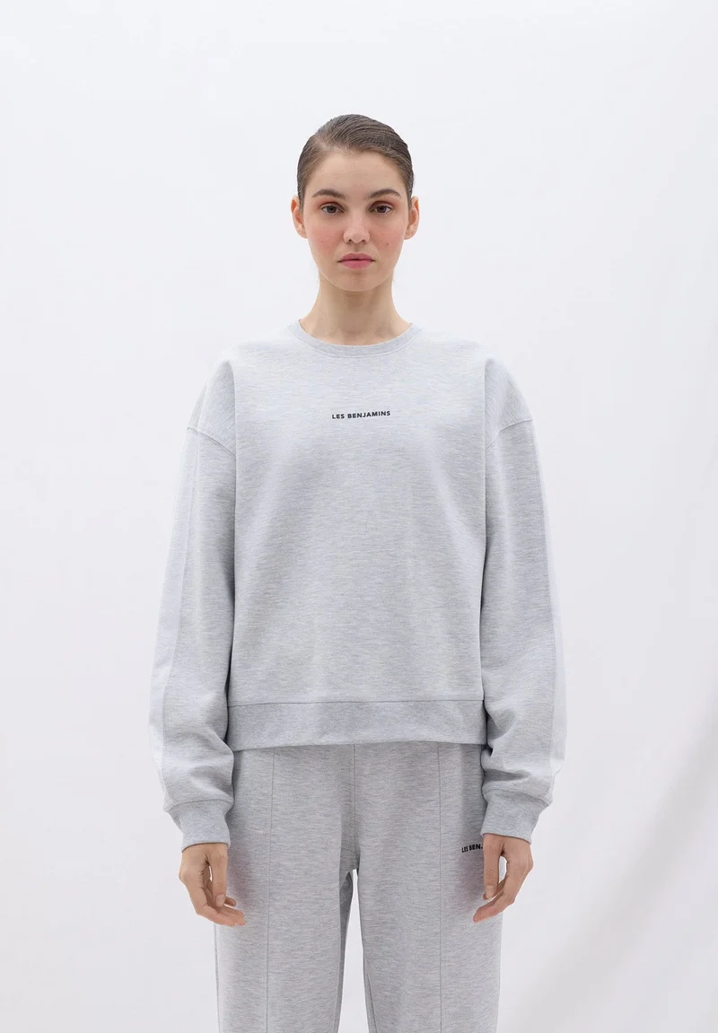 SWEATSHIRT 405