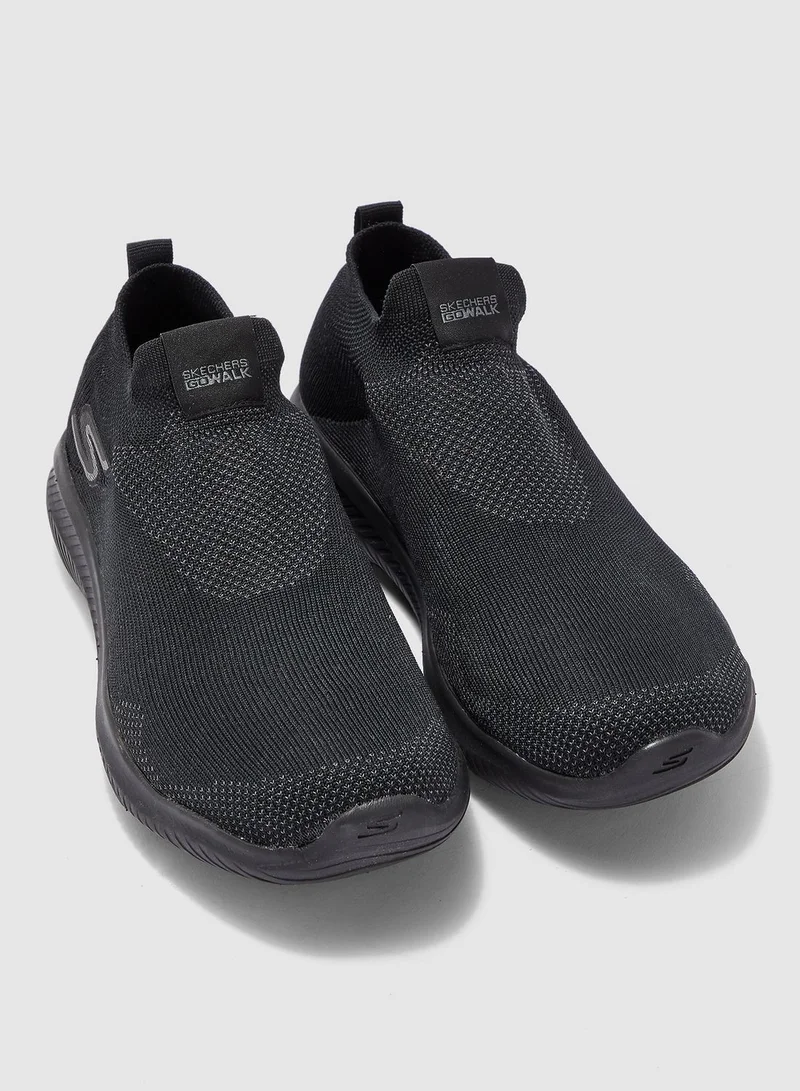 SKECHERS Go Walk Revolution Ultra
