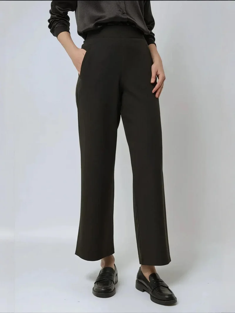 زوبعة بنطلون واسع بخصر مرتفع