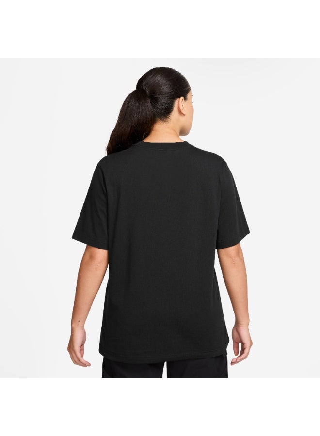 Nike Women’s Nike Sportswear Short-Sleeve Tee Back-To-School OC - Image 3