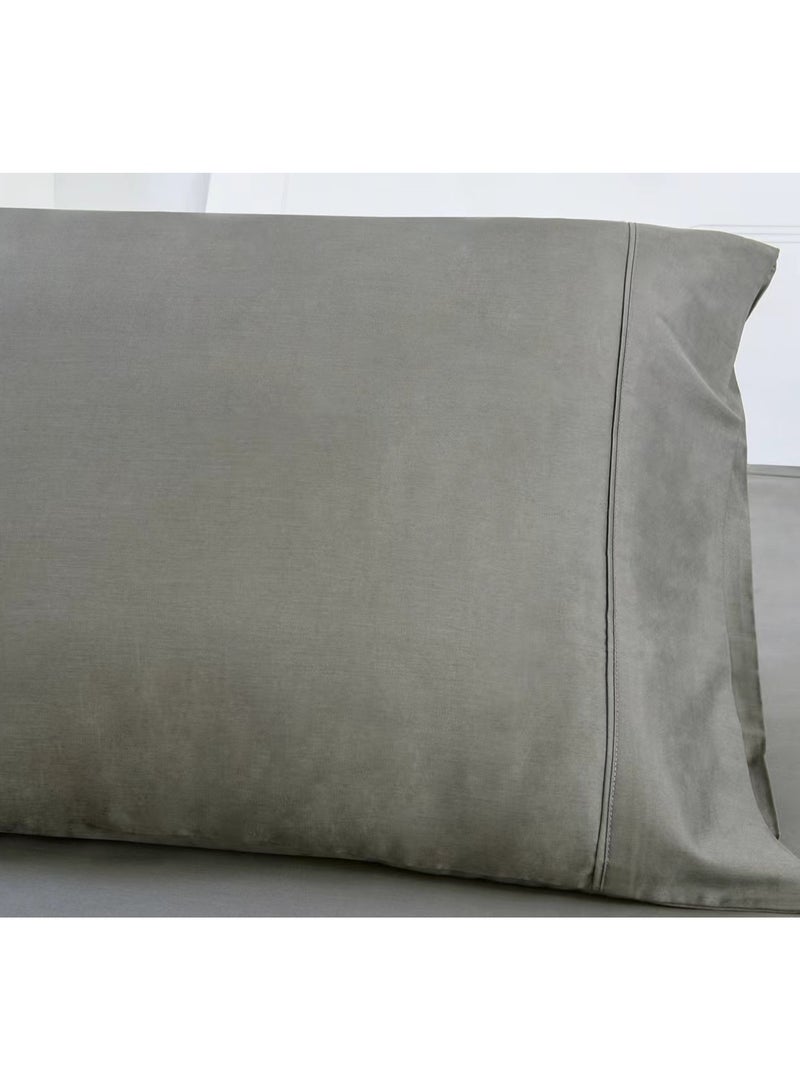 PHF Set of 2 Pillowcases, Soft and Breathable 100% Polyester, 2 x 50cm x 75cm, Dark Grey - Image 3