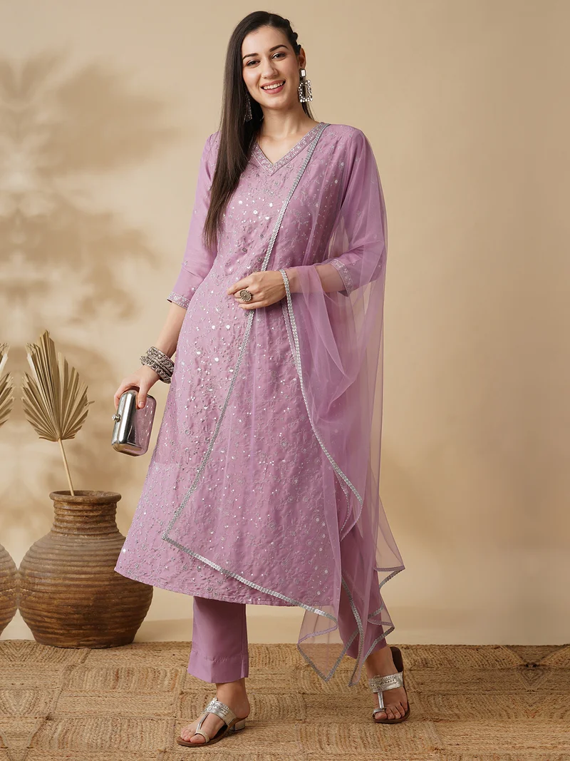 globus Women Floral Embroidered Sequinned V-Neck Straight Kurta With Trousers & Dupatta