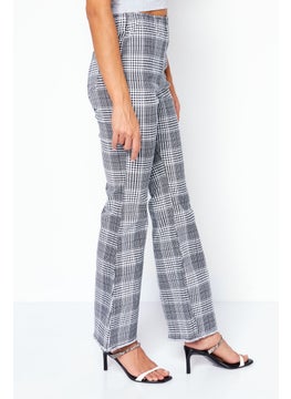 Tinseltown Women Straight Plaid Wide Leg Pants, White  - Image 3