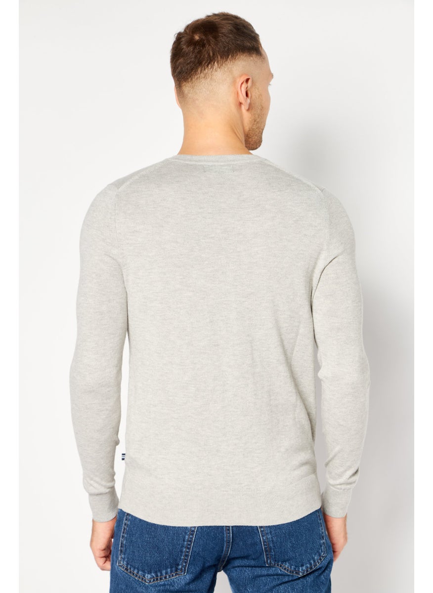 NAUTICA Men V-Neck Lightweight Jersey Sweater, Grey Heather  - Image 4