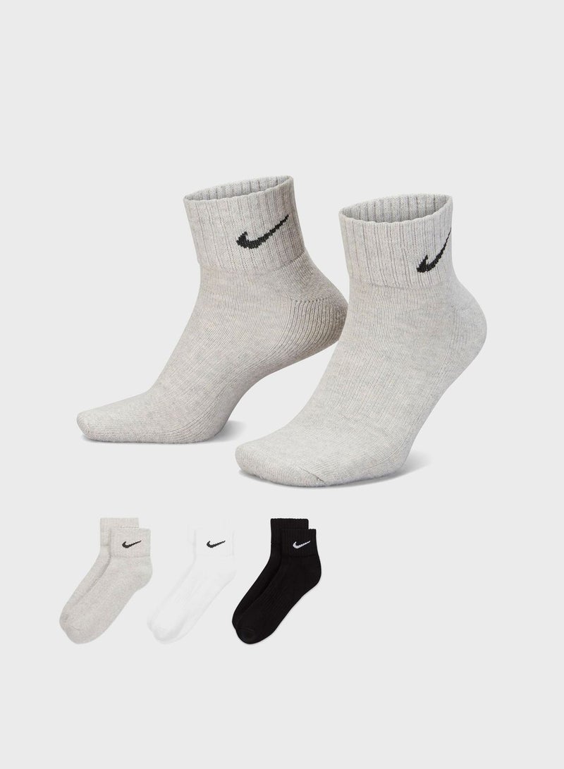 نايكي مجموعة جوارب قطنية فوق الكاحل مكونة من 3 قطع (سمول، ميديوم) - Image 1