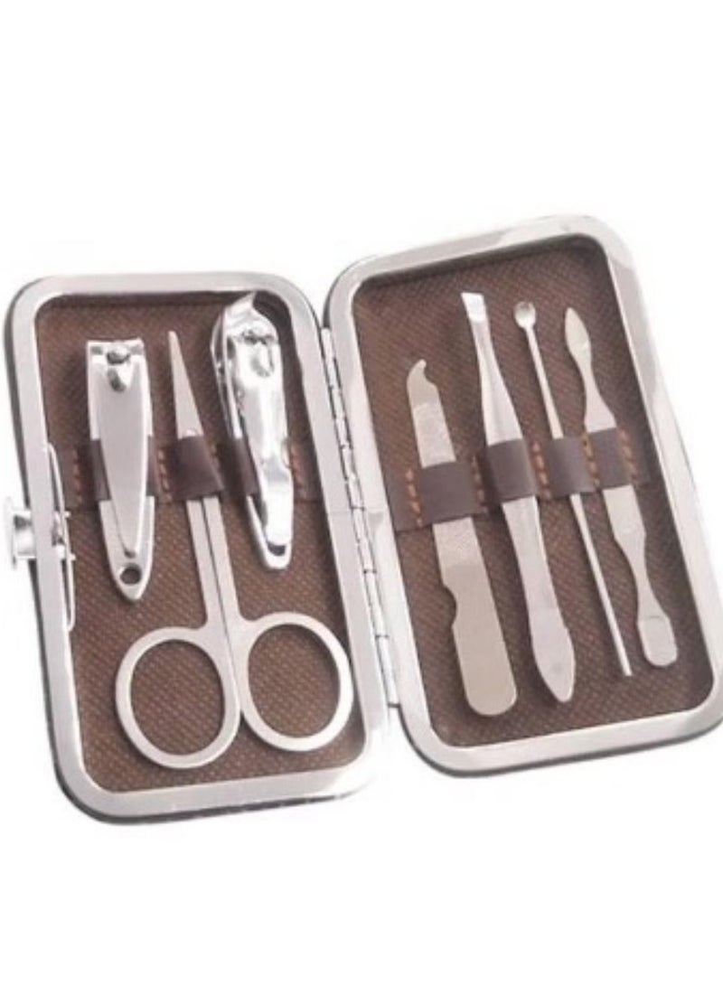فولزي طقم أدوات لتقليم الأظافر فضي