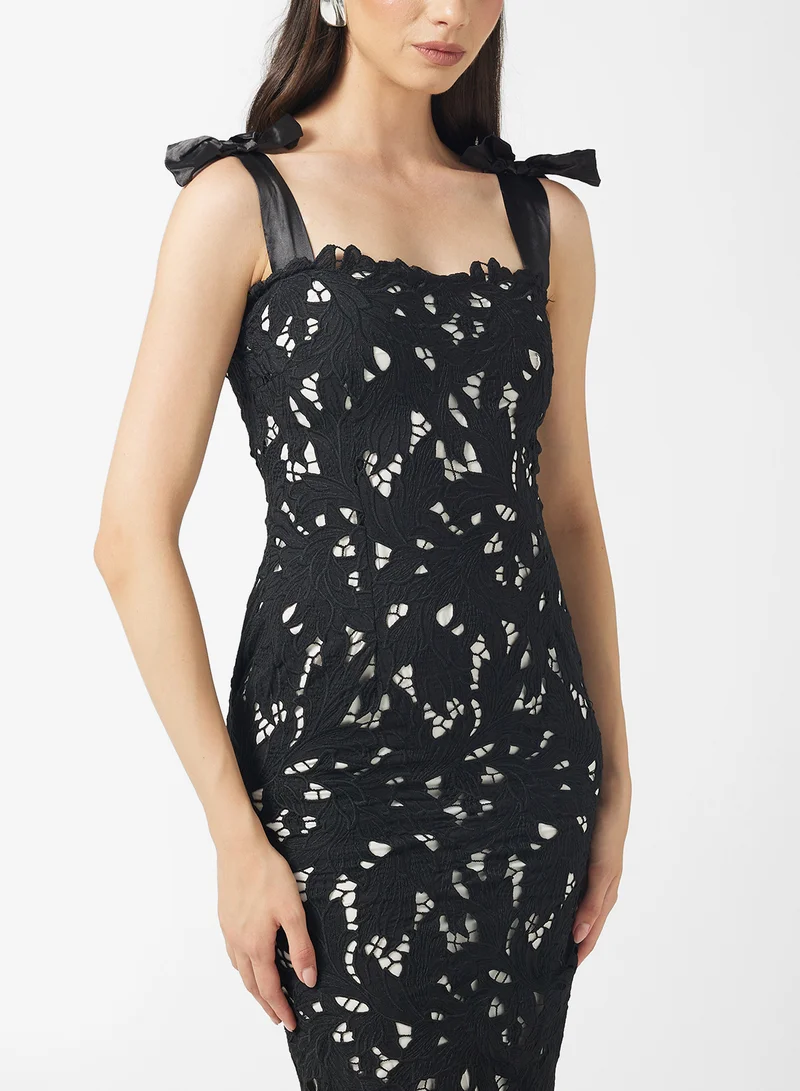 Ella Limited Edition Shift Lace Dress