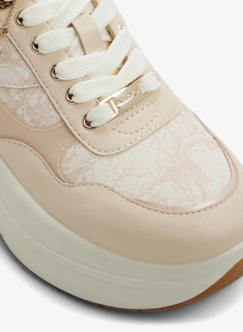 الدو سنيكرز إتيان لو توب