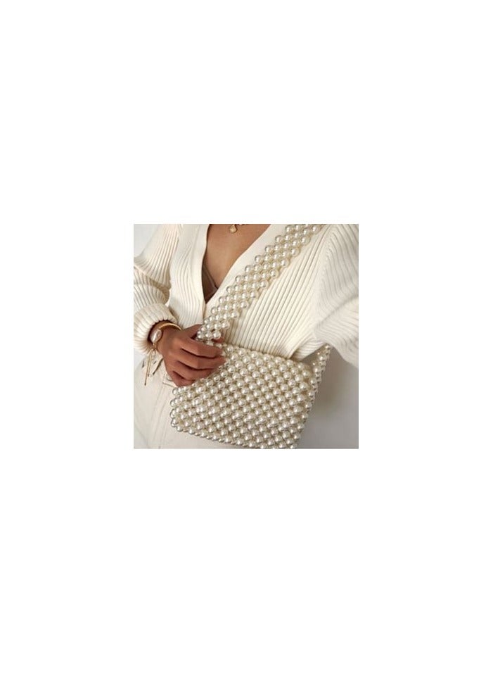 Luxury handmade handbag made of high quality pearls  - Image 4