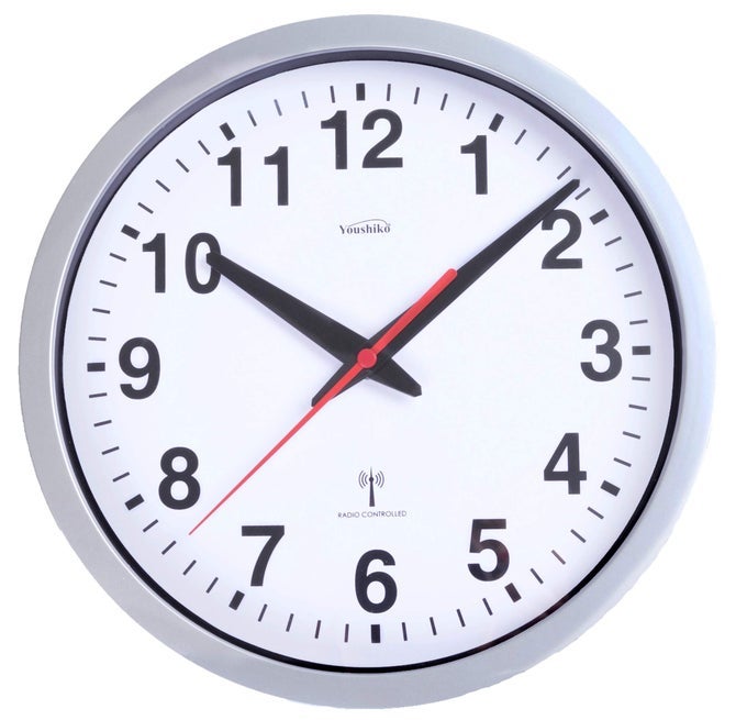 RADIO CONTROLLED WALL CLOCK OFFICIAL UK IRELAND VERSION STYLISH SILVER WHITE BOLD CLASSIC DESIGN 25CM 10INCH DIAMETER HOMEKITCHENOFFICESCHOOL CLOCK EASY TO READ
