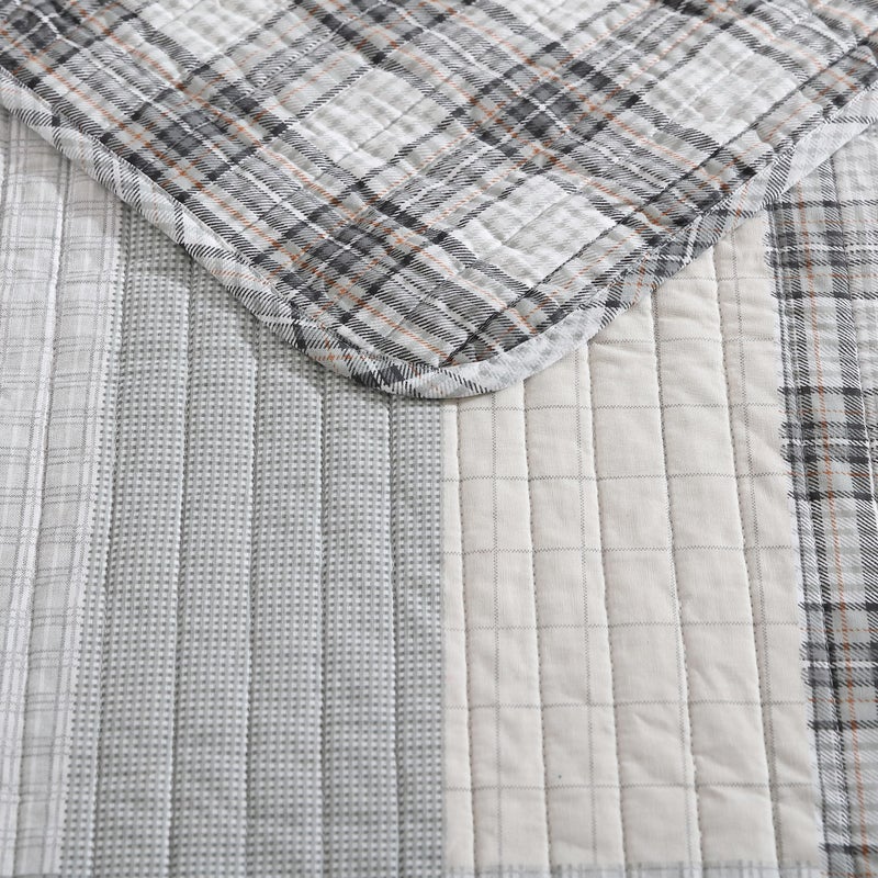 Eddie Bauer - Twin Quilt Set, Cotton Reversible Bedding with Matching Sham, Home Decor for All Seasons (Fairview Grey, Twin) - Image 3