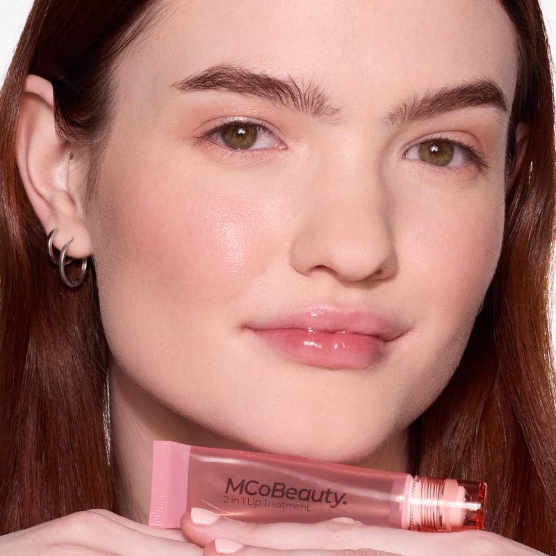 MCoBeauty - علاج الشفاه المتألق والمغذي 2 في 1 - رائحة الخوخ - زيت شفاه مرطب مع سكوالان وعبوة بكرة - لمسة لامعة نهائية - هدايا صغيرة للفتيات المراهقات - 10 مل - Image 2