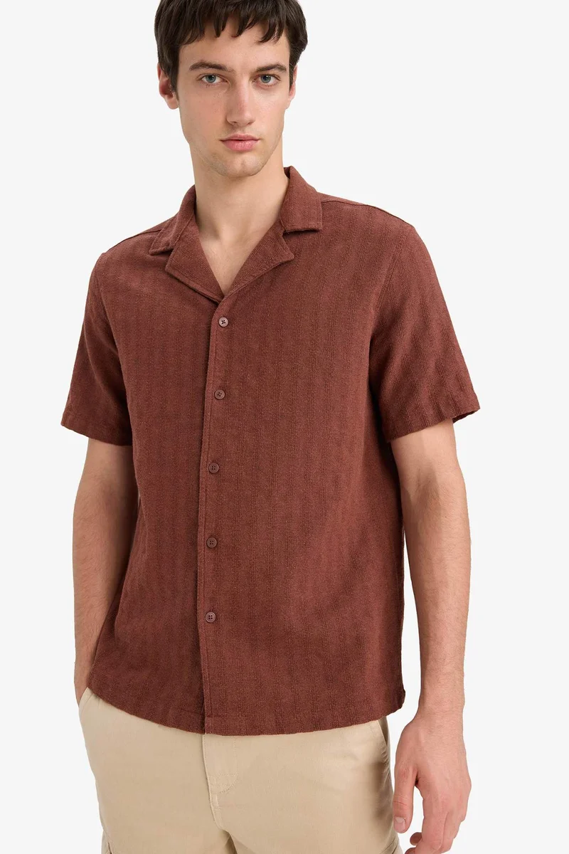 ديفاكتو Regular Fit Polo Neck Jacquard Short Sleeve Shirt