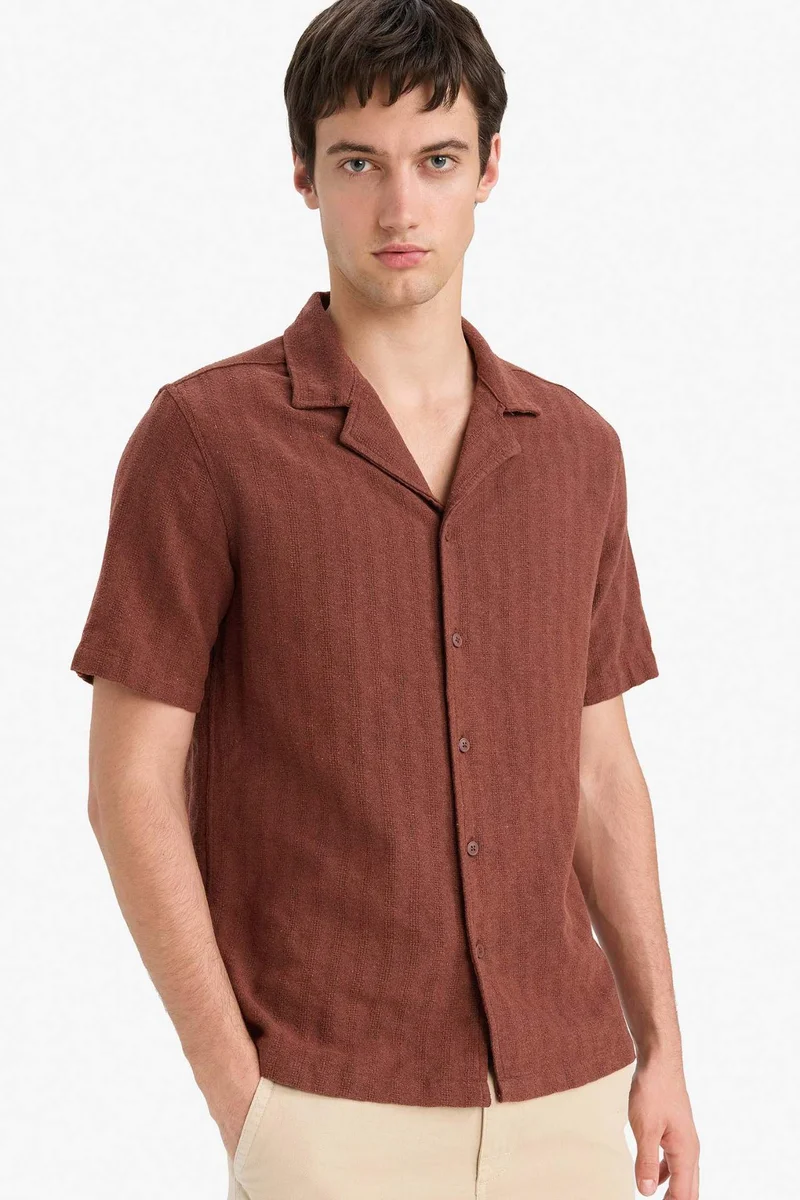 Defacto  Regular Fit Polo Neck Jacquard Short Sleeve Shirt for Men | Best Price UAE