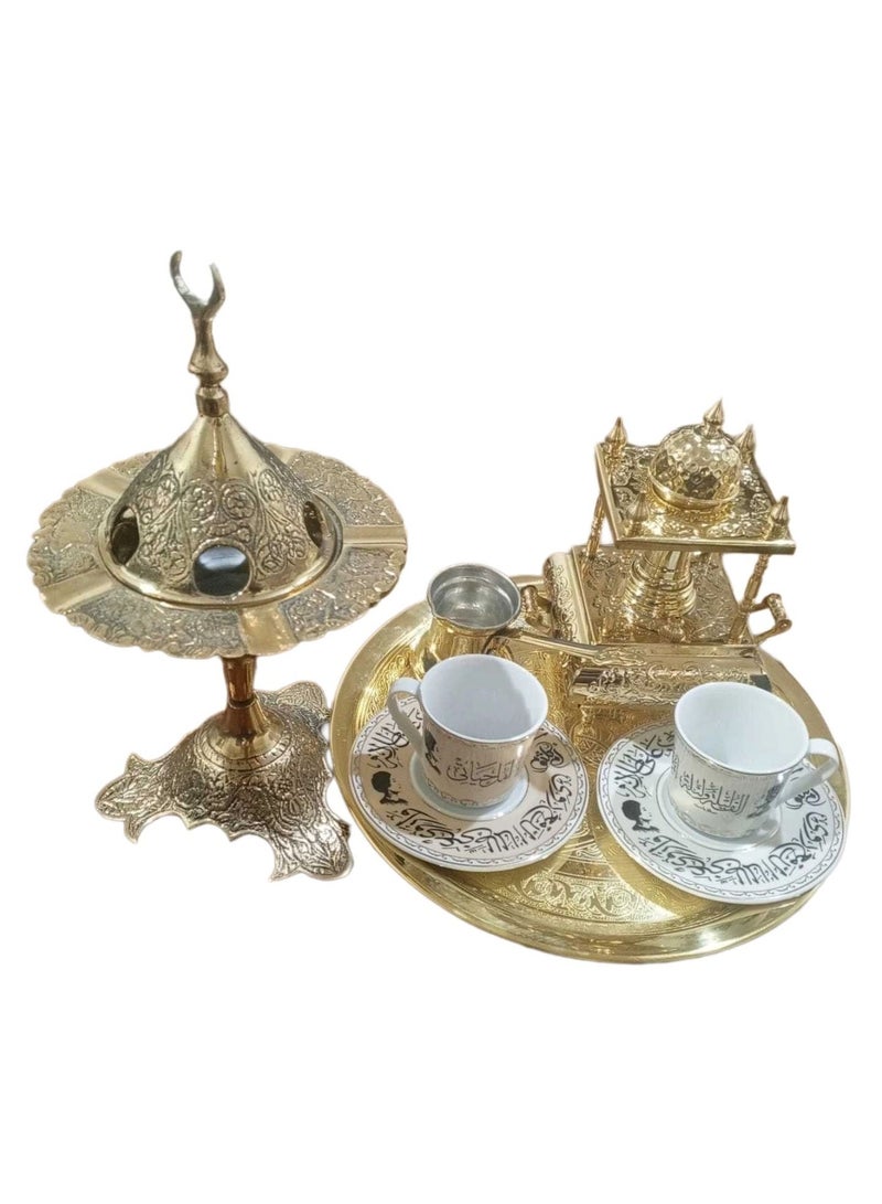 كانكا طقم قهوة تركي 6 قطع من النحاس الخالص ,طقم صناعة يدوية بإسلوب كلاسيكي,طقم قهوة نحاس  سبرتاية ملكية, كنكة,صينية منقوشة يدويا ,مبخرة بغطاء ثقيلة (1.3 كيلو نحاس ) و2 فنجان بورسلين بالأطباق  ألوان بطباعة كلاسيكية - Image 1