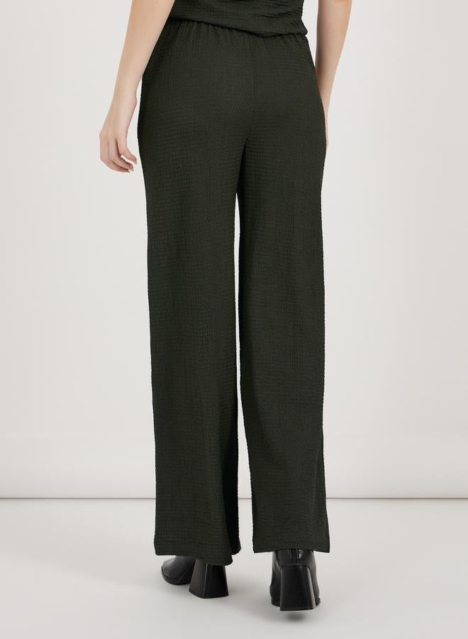 Styli Textured Wide Leg Pants with Elastic Waistband  - Image 4