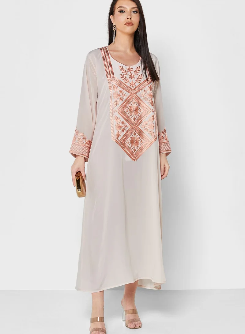 Khizana Embroidered Detail Jalabiya