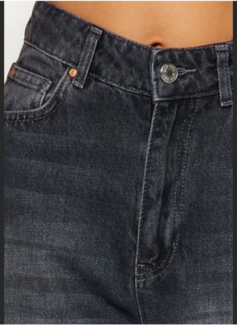 trendyol Black High Waist Mom Jeans  - Image 5