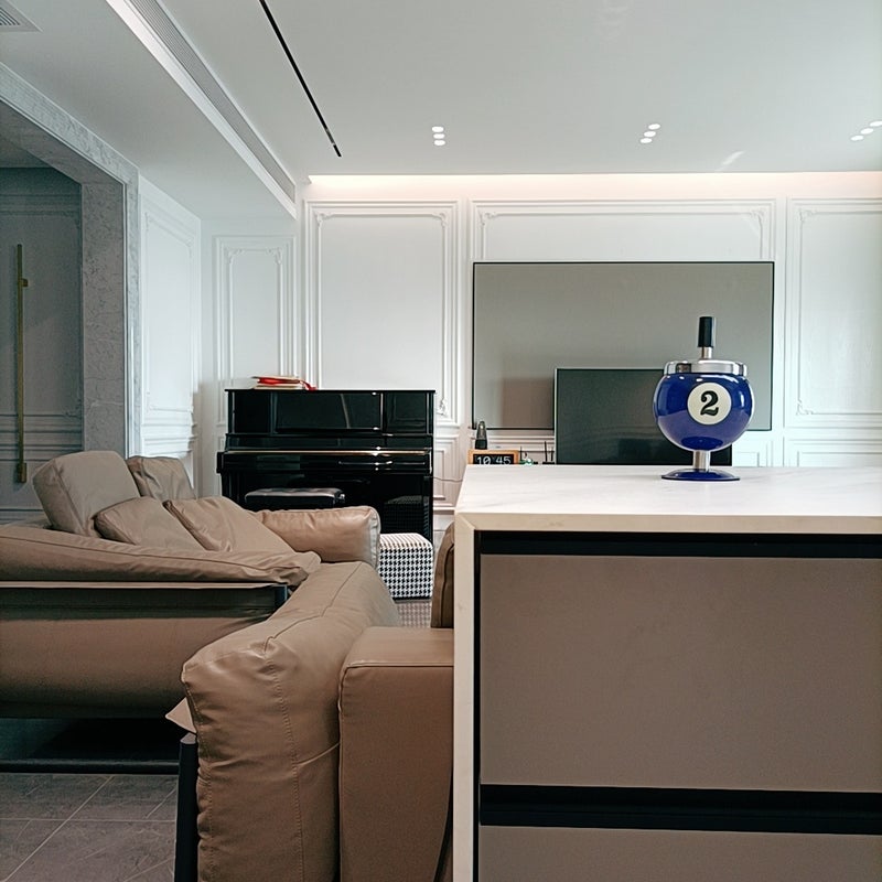 Fashionable And Personalized Ashtray Large Size With Lid Creative Cigarette Cup Windproof Bar Ktv Billiards Living Room Internet Cafe Ashtray - Image 1