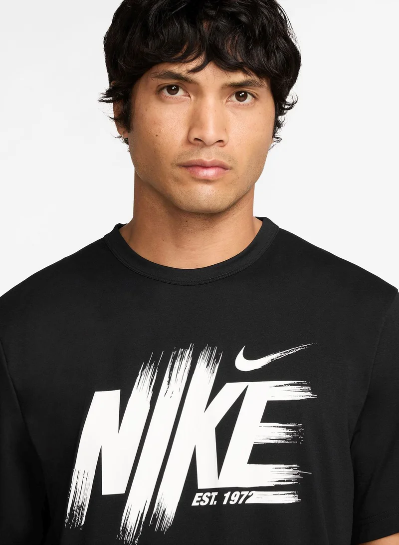 Nike Dri-Fit Uv Hyverse Graphic T-Shirt