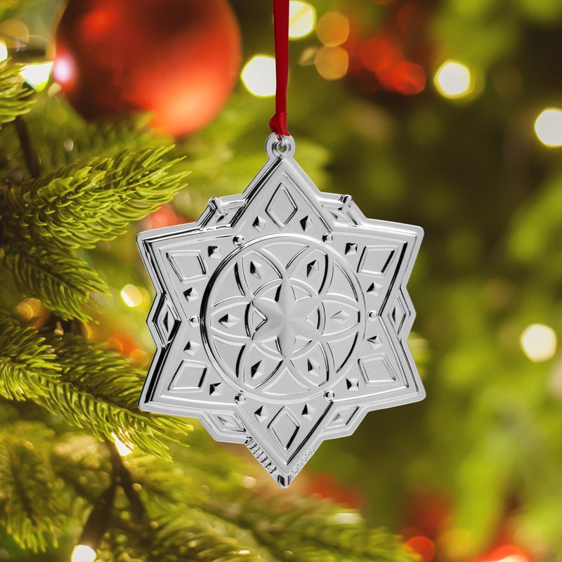 Wallace 2023 Silver Plated Snowflake Ornament  3rd Edition - Image 3