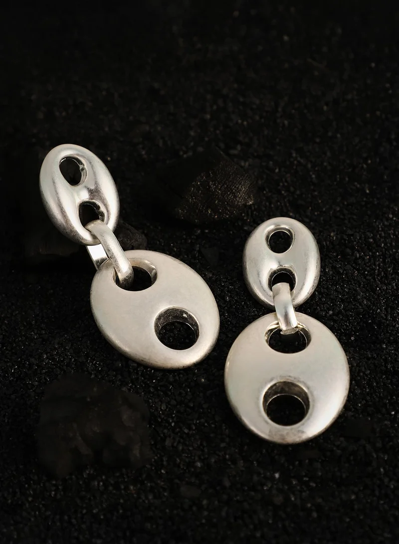 سوهي حلق مجوهرات بمسامير صناعية