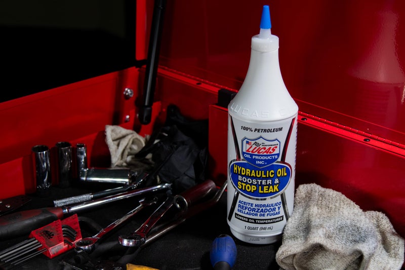 Lucas Oil 10019 Hydraulic Oil Booster and Stop Leak - 1 Quart, White, 32 Ounce - Image 3